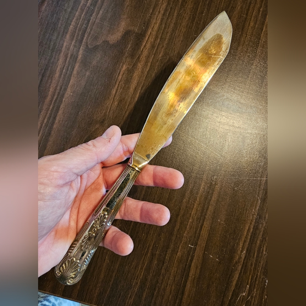 Vintage "kings" pattern butter knife